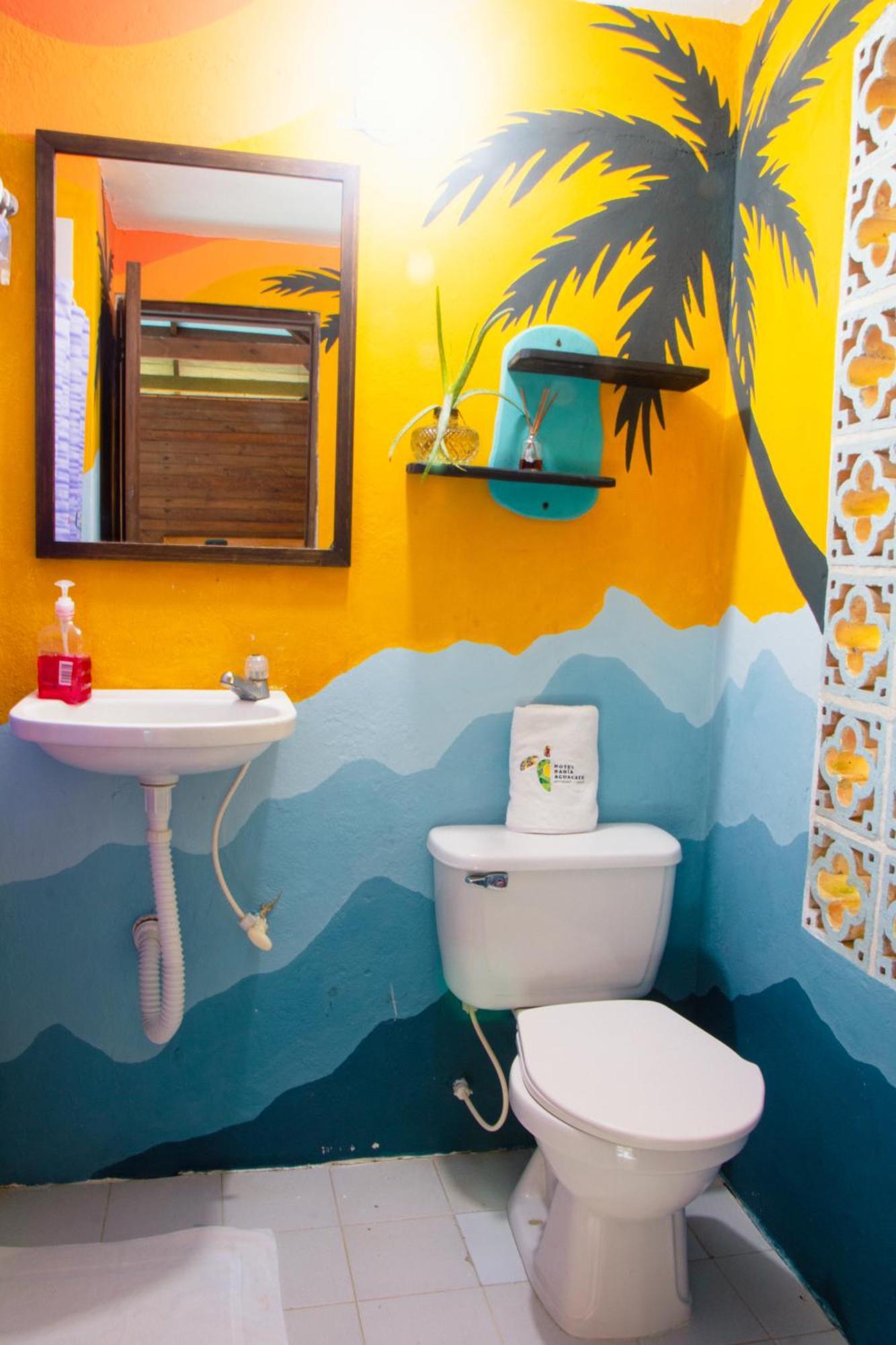 Hotel Bahia Aguacate กาปูร์กานา ภายนอก รูปภาพ