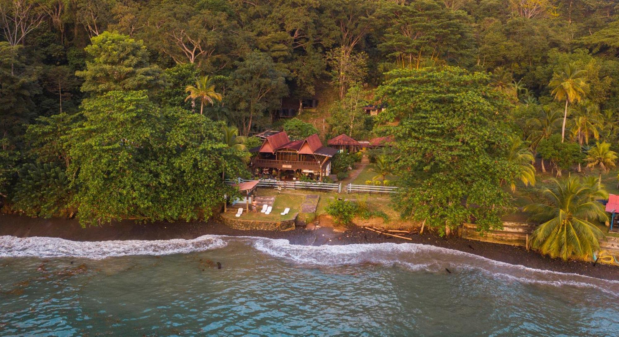 Hotel Bahia Aguacate กาปูร์กานา ภายนอก รูปภาพ
