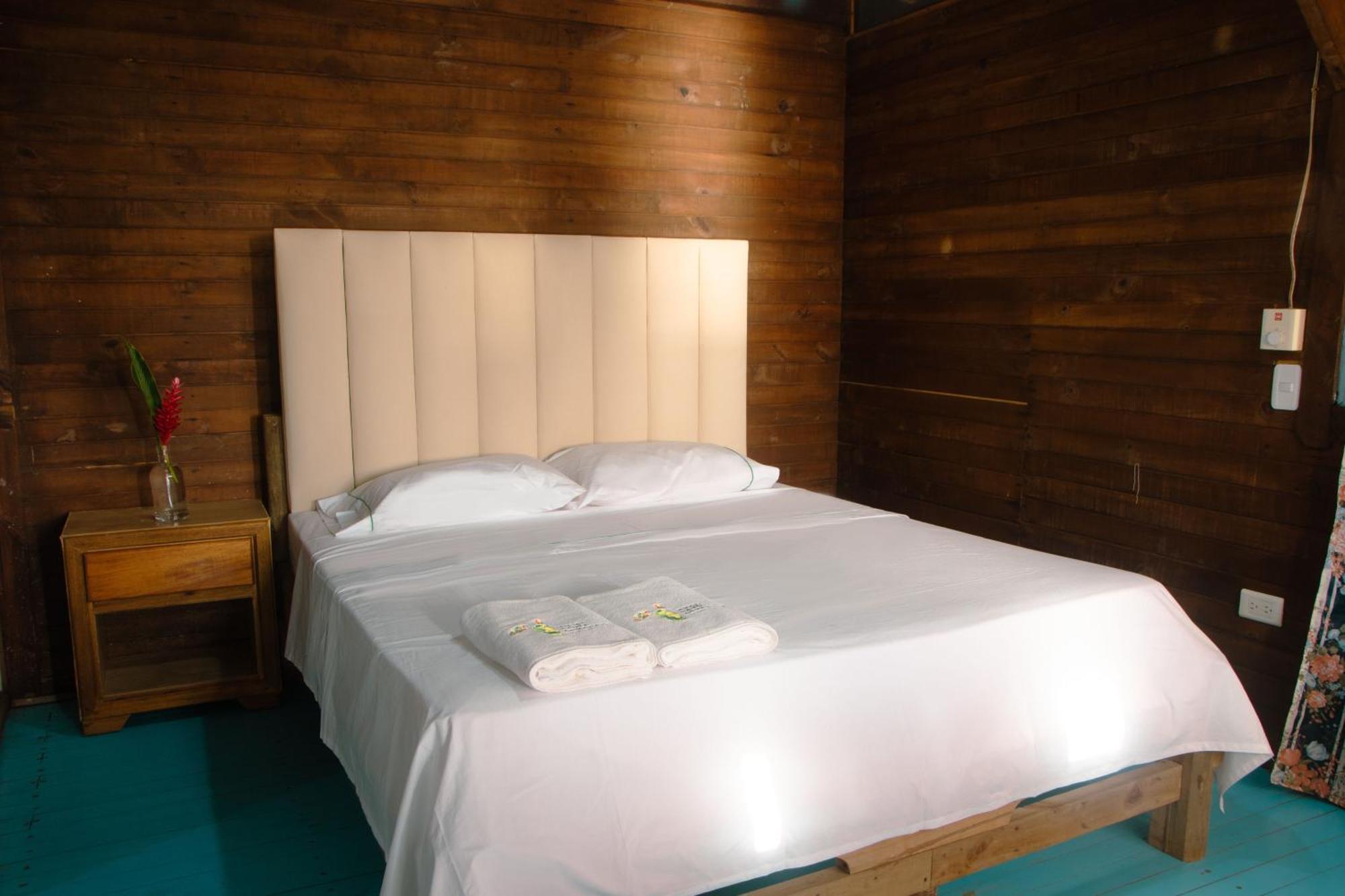 Hotel Bahia Aguacate กาปูร์กานา ภายนอก รูปภาพ